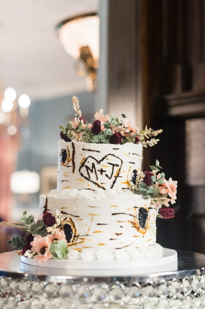 Beautiful Mansion Wedding Cake